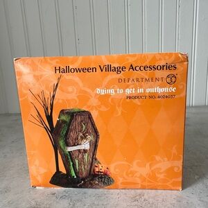 Dept 56 Halloween Dying To Get In Outhouse Village Accessories 4024037 In Box